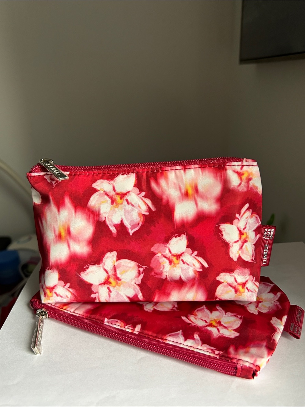 Clinique Red Floral Zip Cosmetic Pouch Set